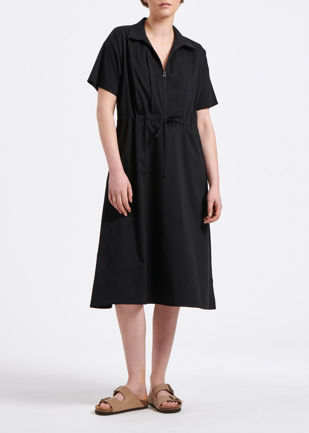 Abito midi nero aderente in popeline di cotone