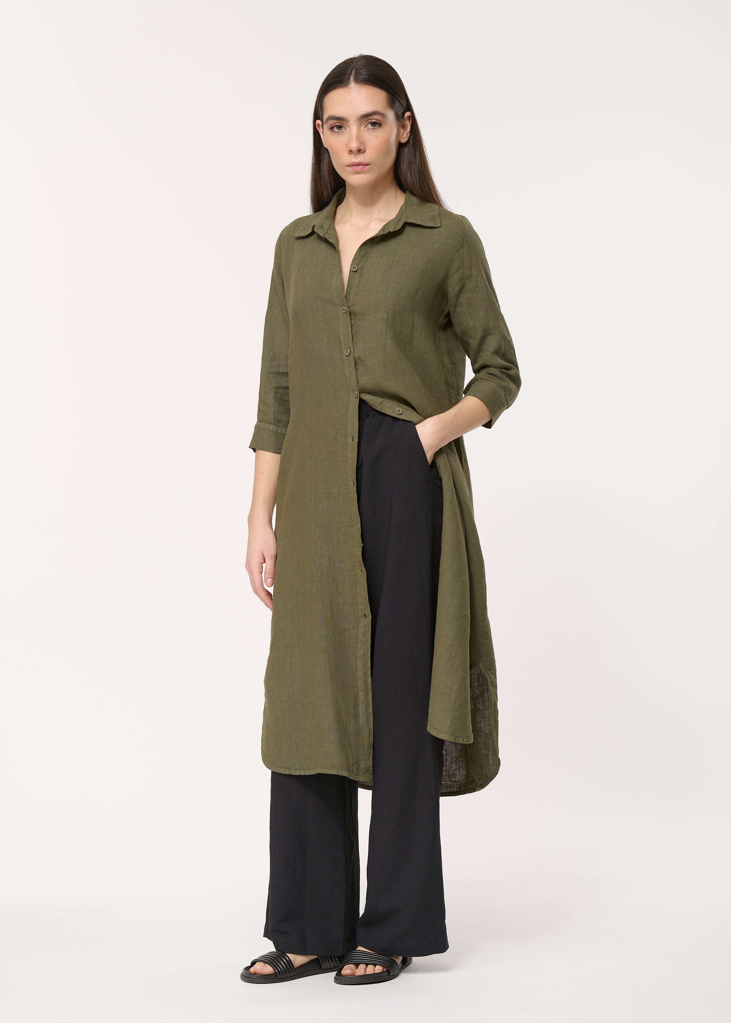 Robe chemise droite kaki en lin manches longues - KAKI#couleur_KAKI