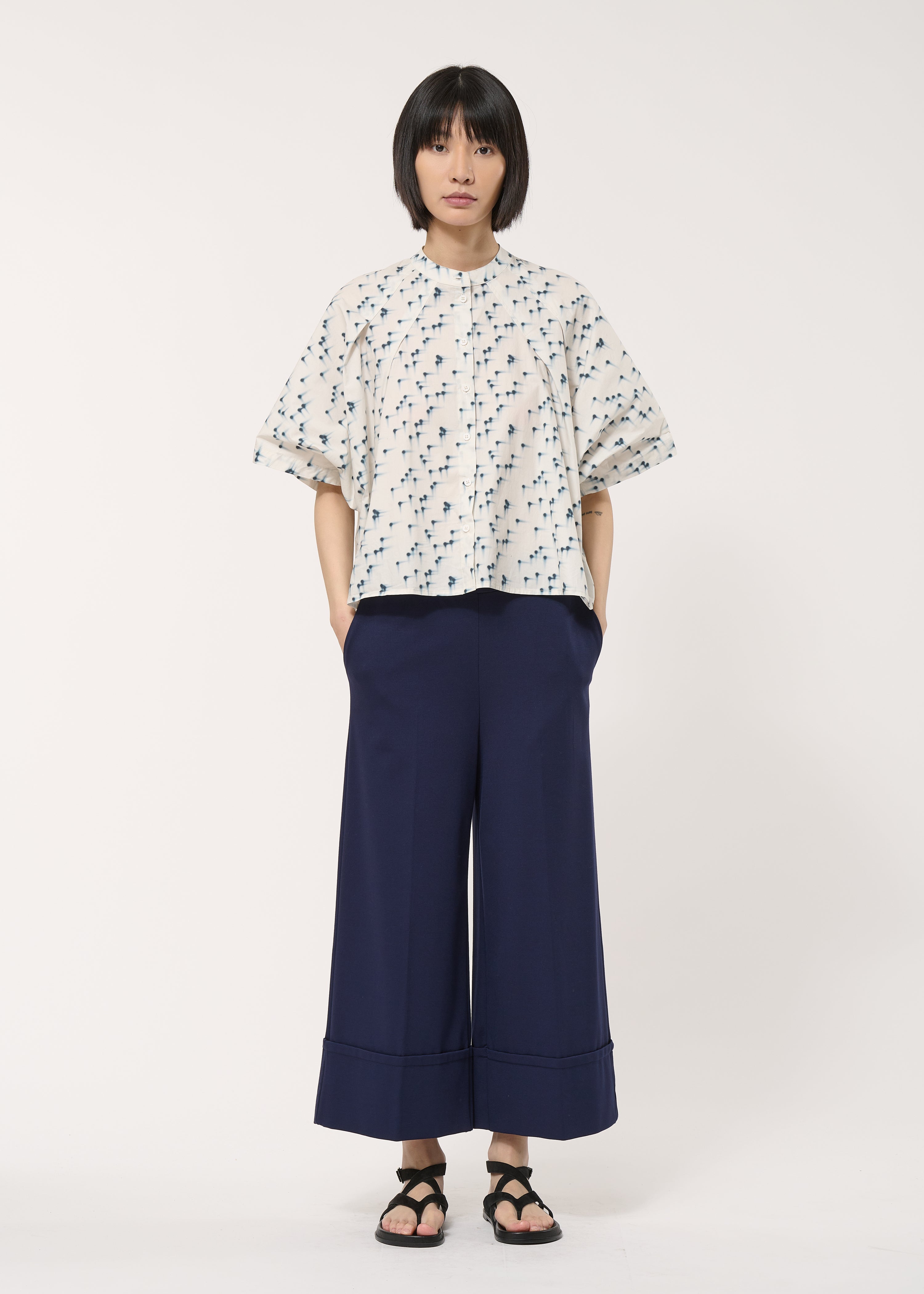 Pantalon bleu marine 7/8ème en milano - MARINE#couleur_MARINE