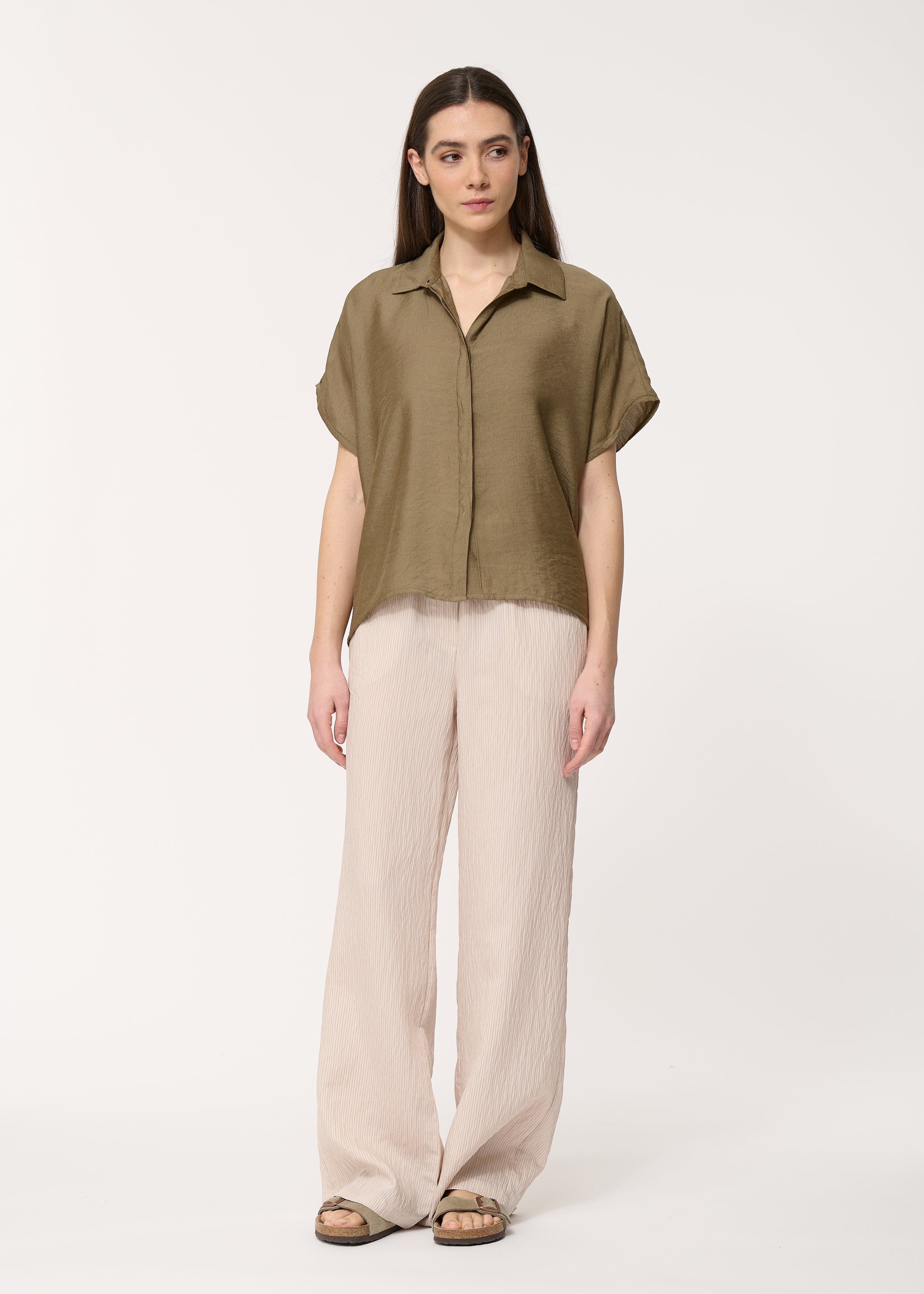 Chemisier vert oversize - ARMY#couleur_ARMY