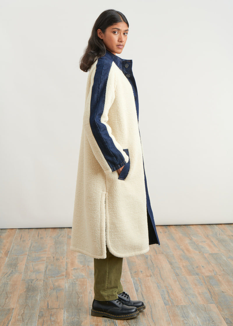 Manteau réversible en bi-matière effet mouton et denim brut - CREME#couleur_CREME