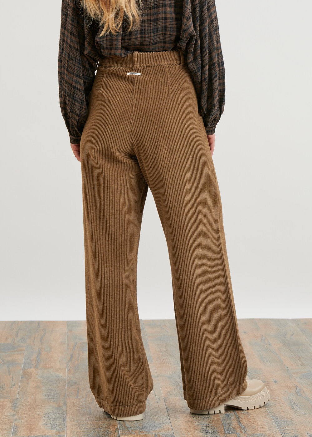 Pantalon large en velours côtelé - ECORCE#couleur_ECORCE