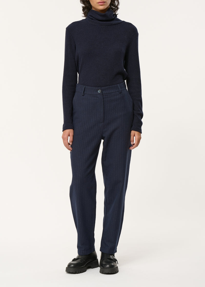 Pantalone carota blu in flanella a righe