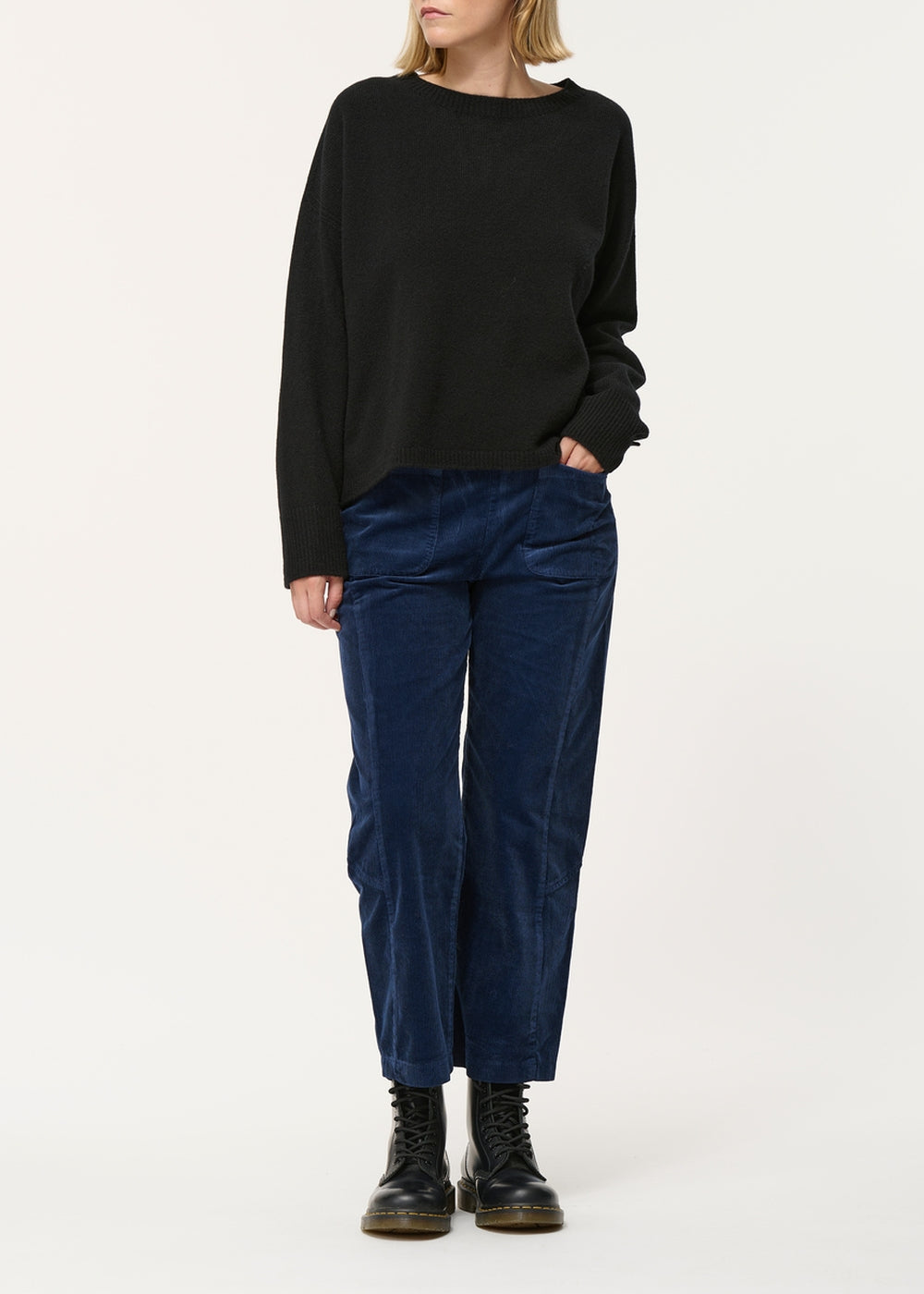 Pantalon droit bleu marine en velours côtelé