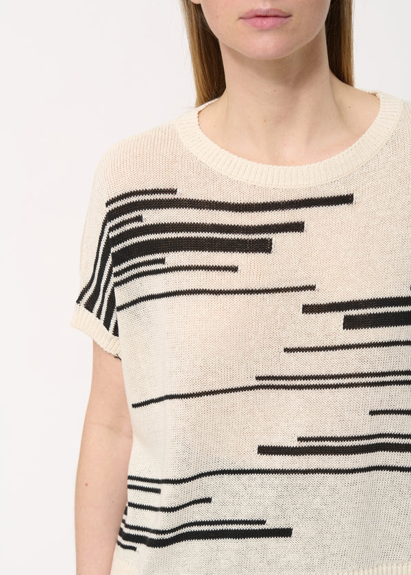 Pull noir ample à imprimé géométrique manches courtes - ECRU/NOIR#couleur_ECRU/NOIR