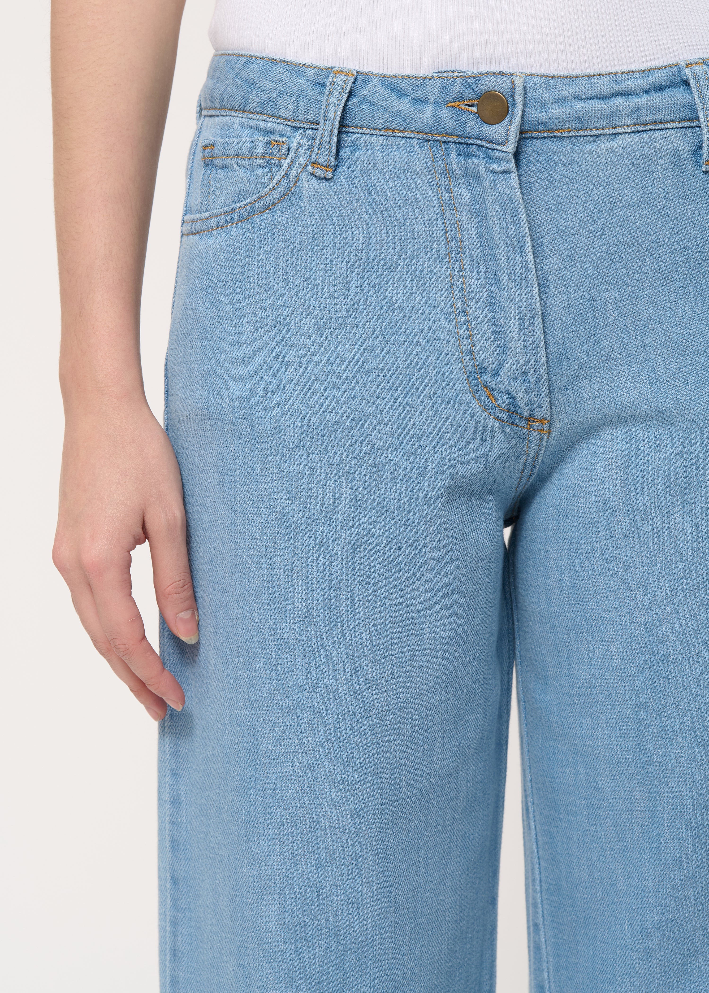 Jean bleu clair droit en denim fluide - CIEL#couleur_CIEL