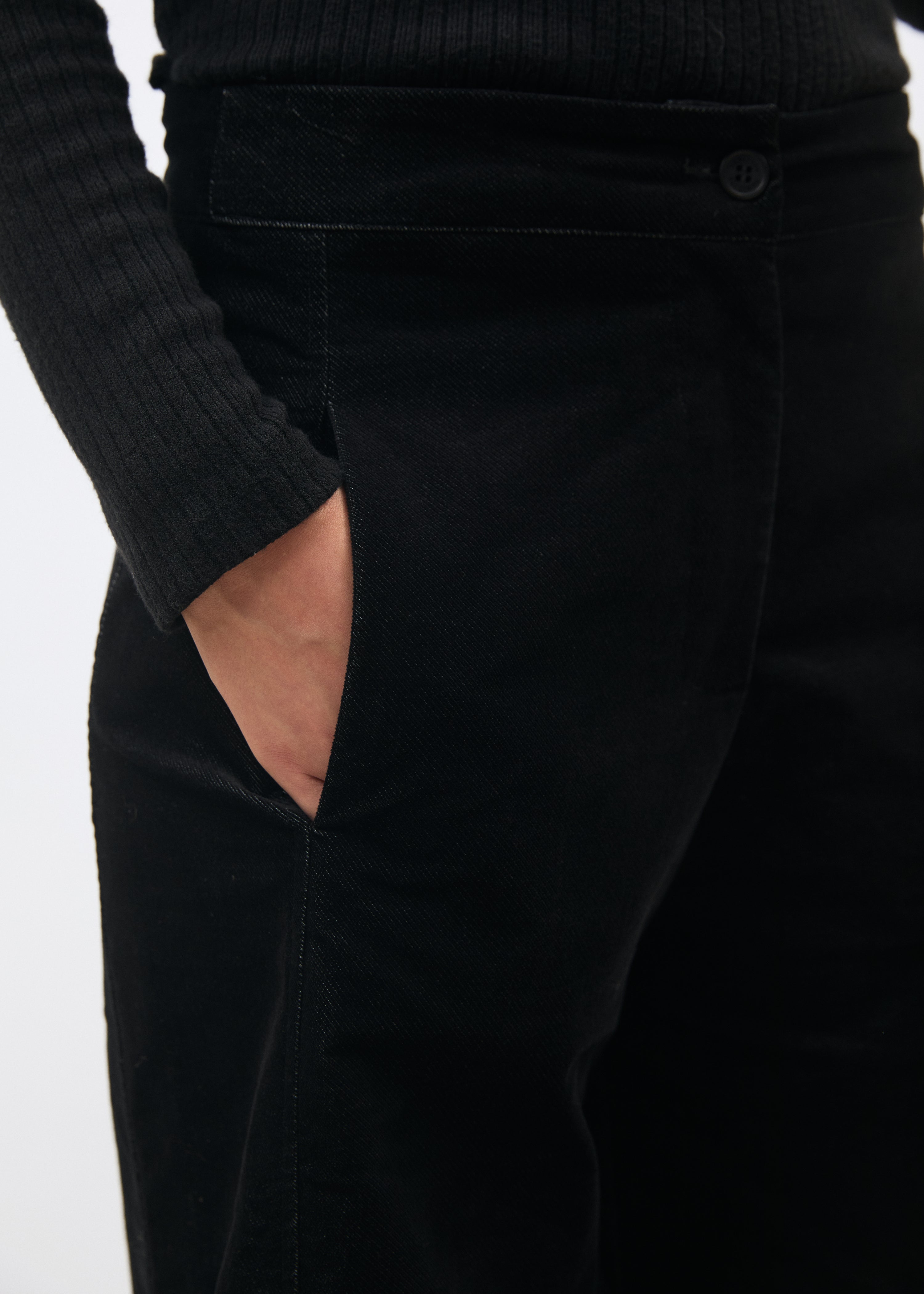Pantalon large noir 7/8ème en velours - NOIR#couleur_NOIR