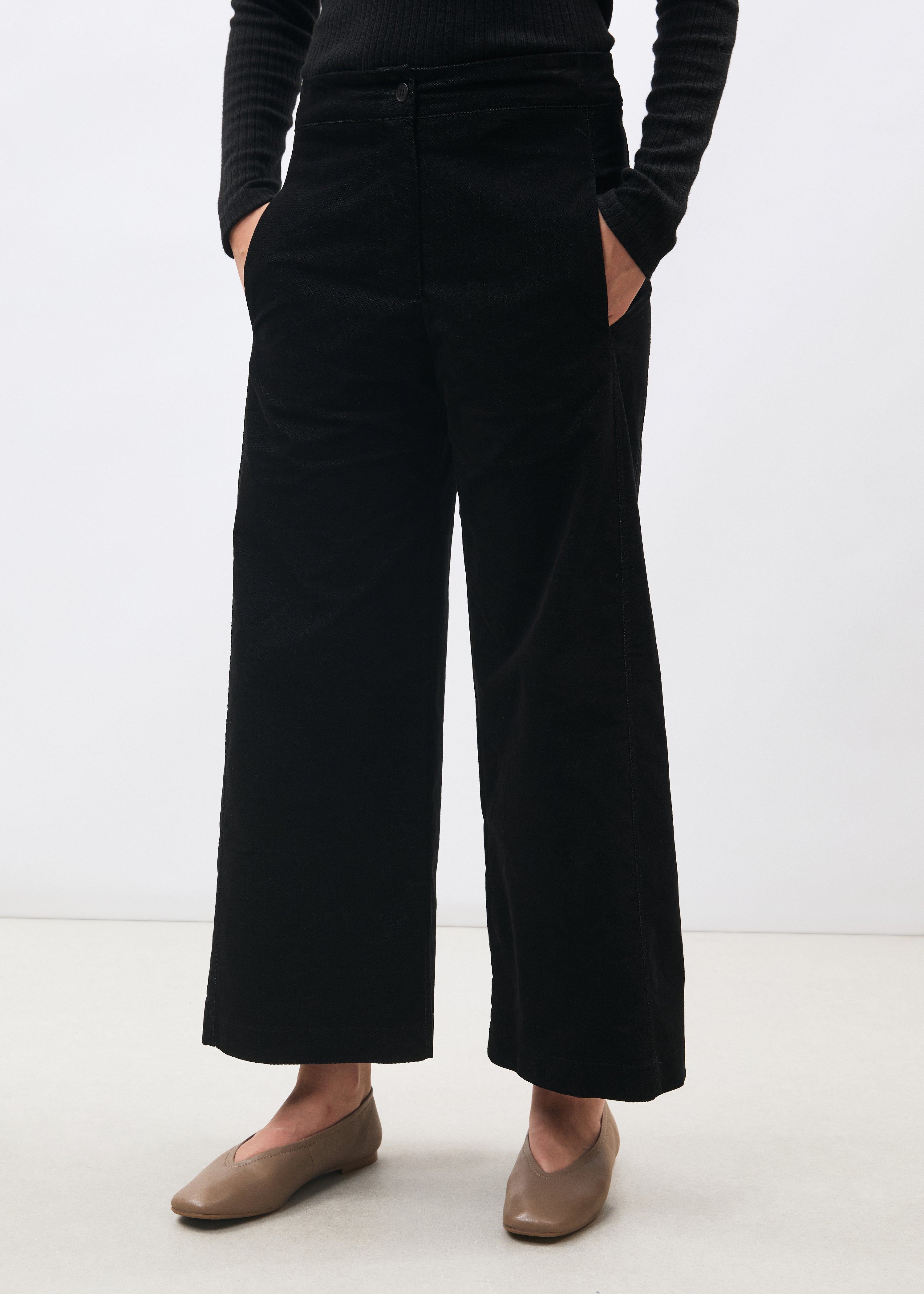 Pantalon large noir 7/8ème en velours - NOIR#couleur_NOIR