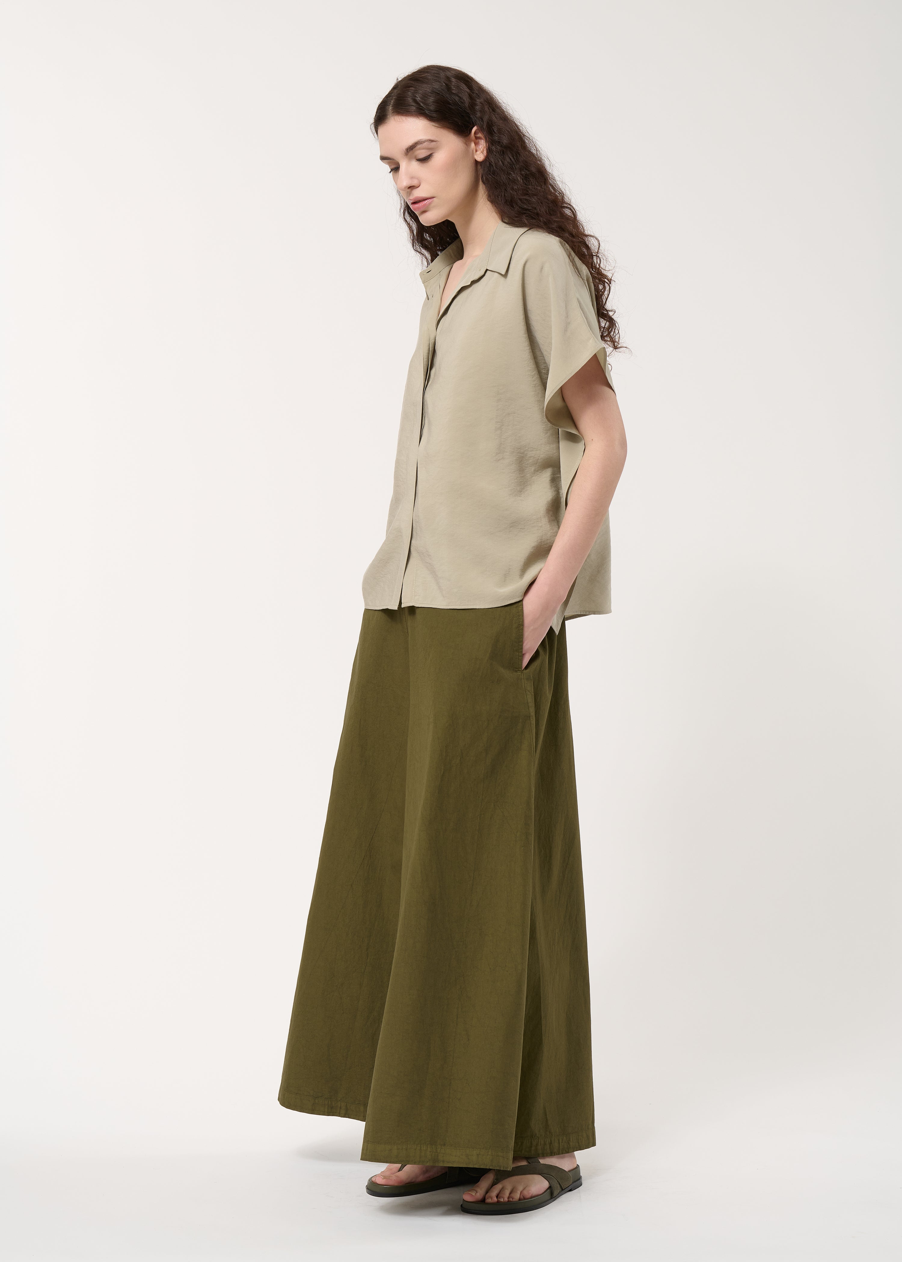 Chemise taupe oversize gaufrée - ARMY#couleur_ARMY