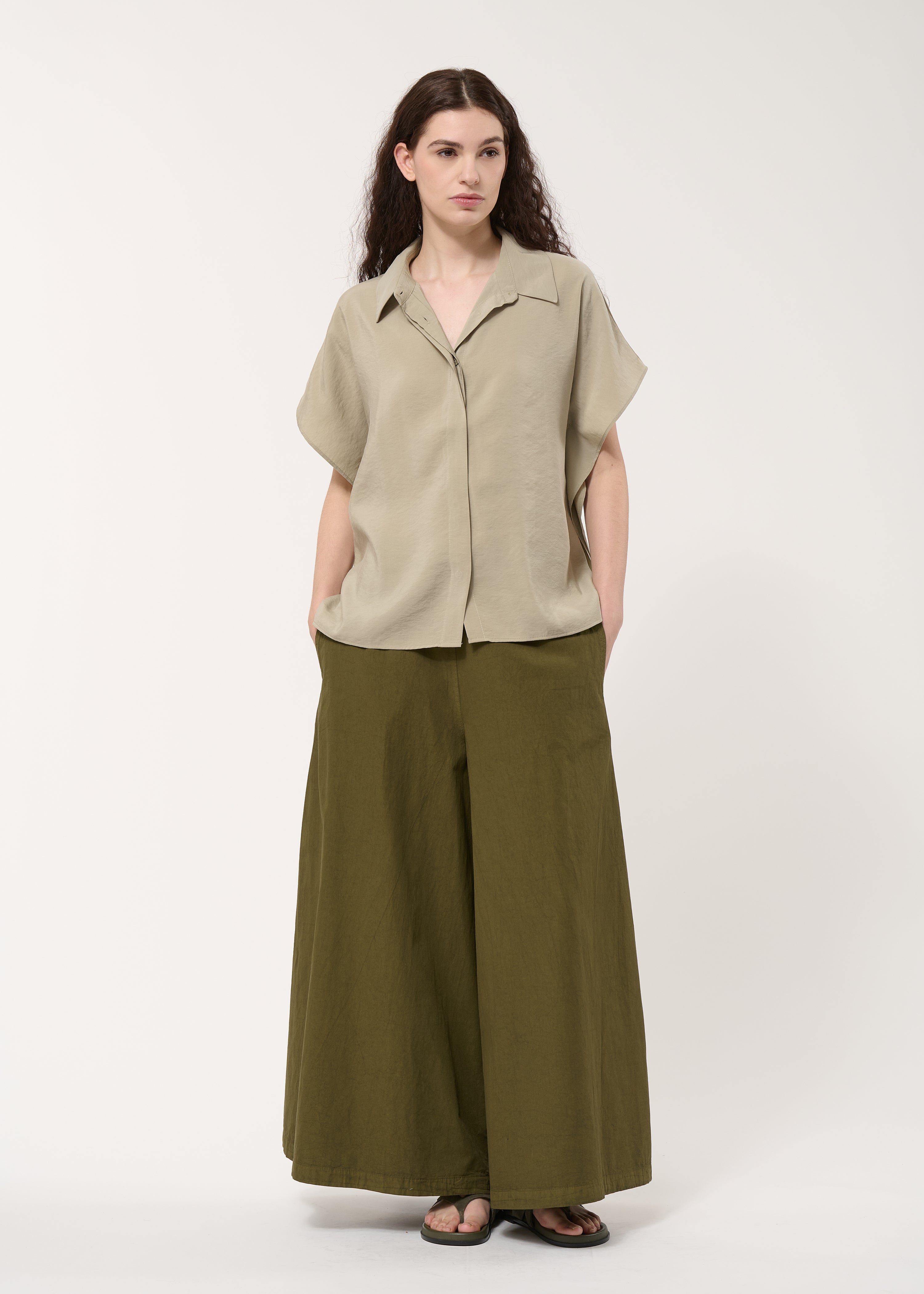 Chemise taupe oversize gaufrée - ARMY#couleur_ARMY