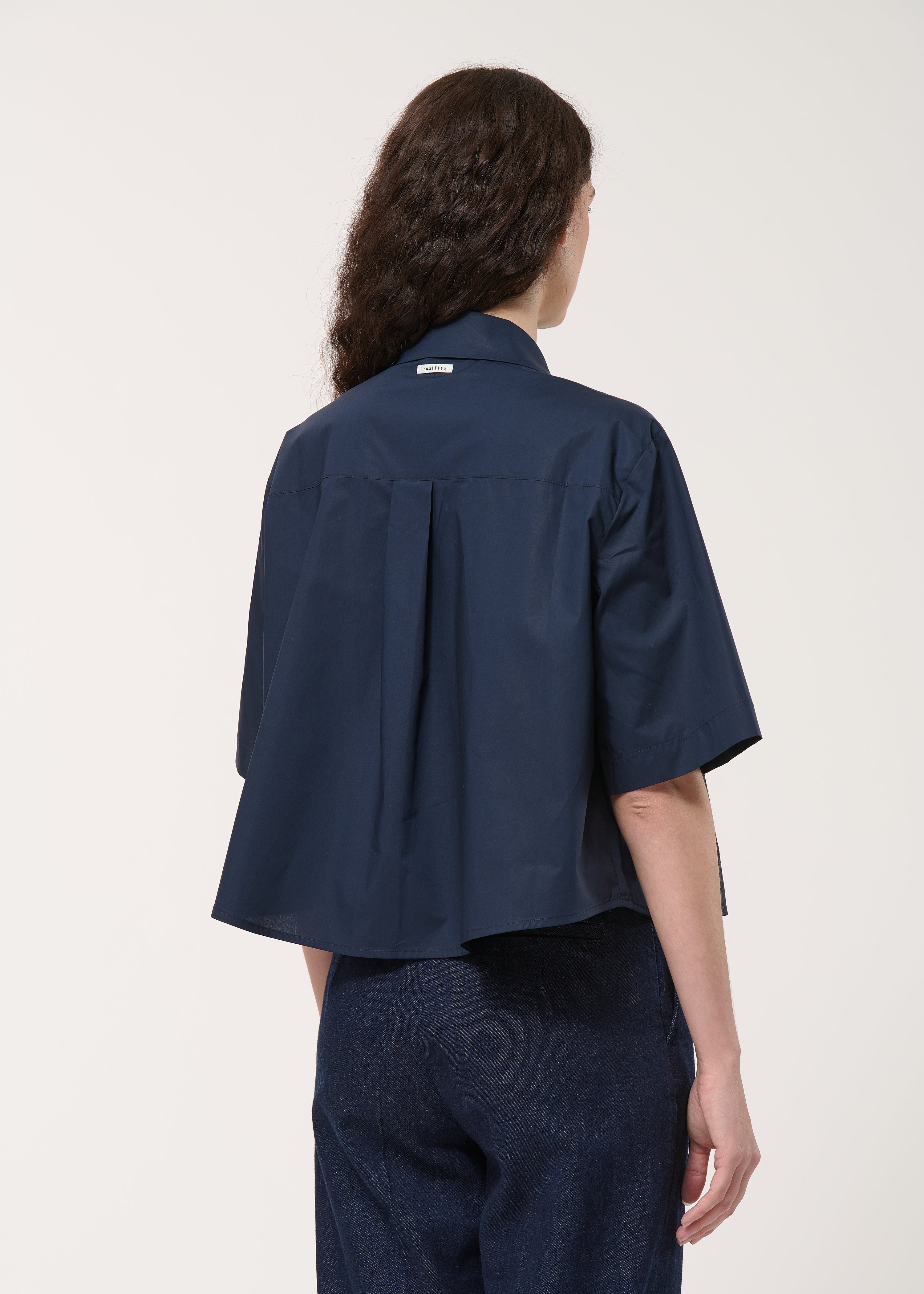 Chemise bleu foncé plissée en popeline de coton - NAVY#couleur_NAVY