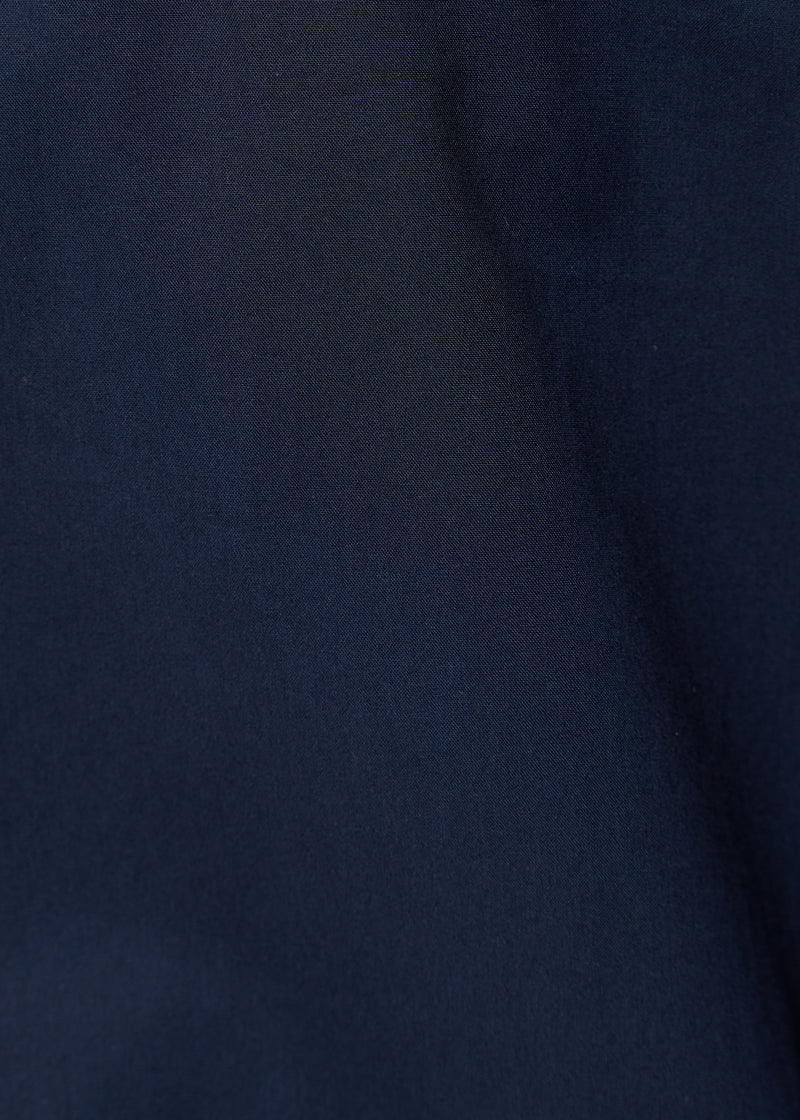 Chemise bleu foncé plissée en popeline de coton - NAVY#couleur_NAVY