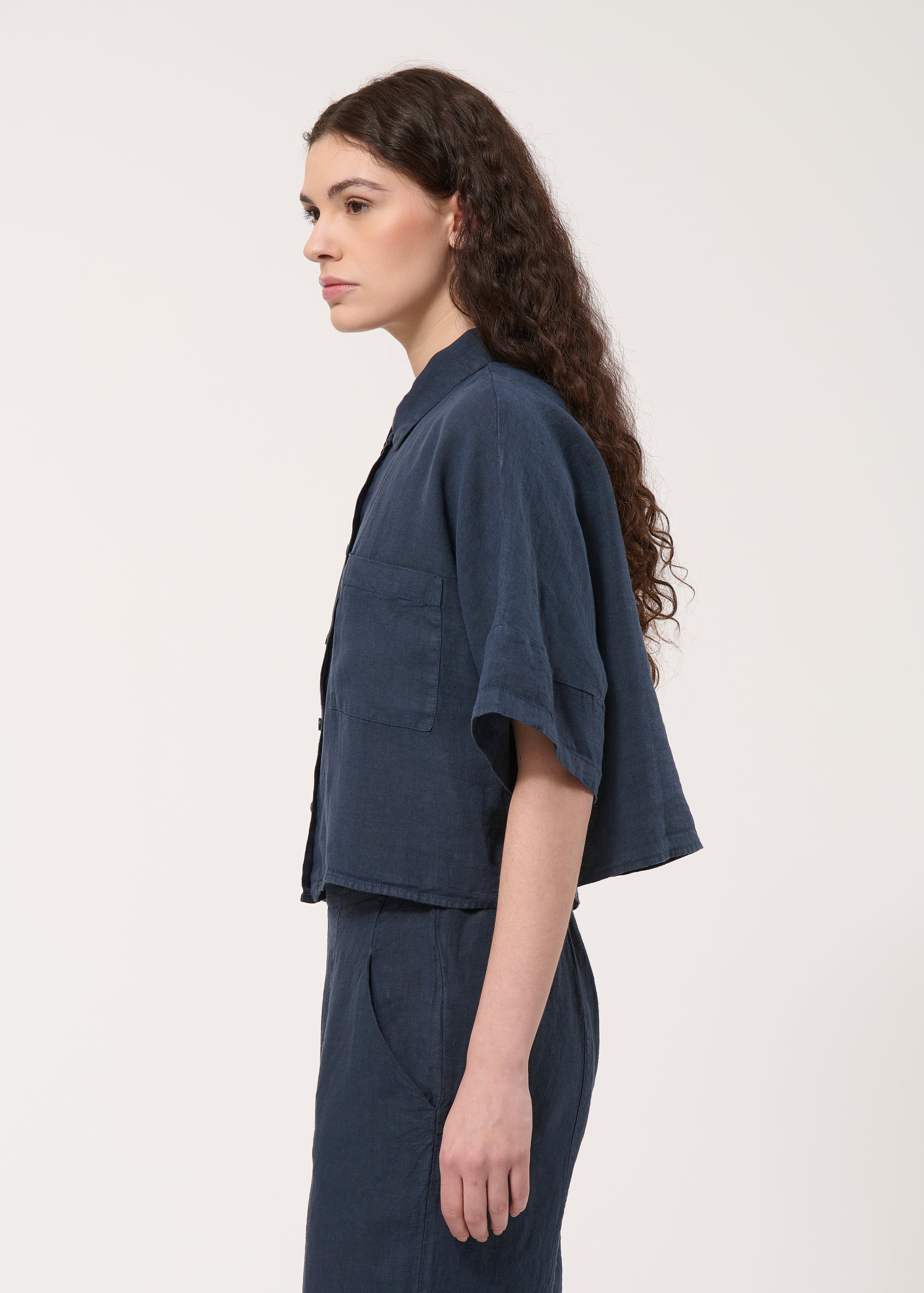 Chemise bleu foncé en lin - NAVY#couleur_NAVY