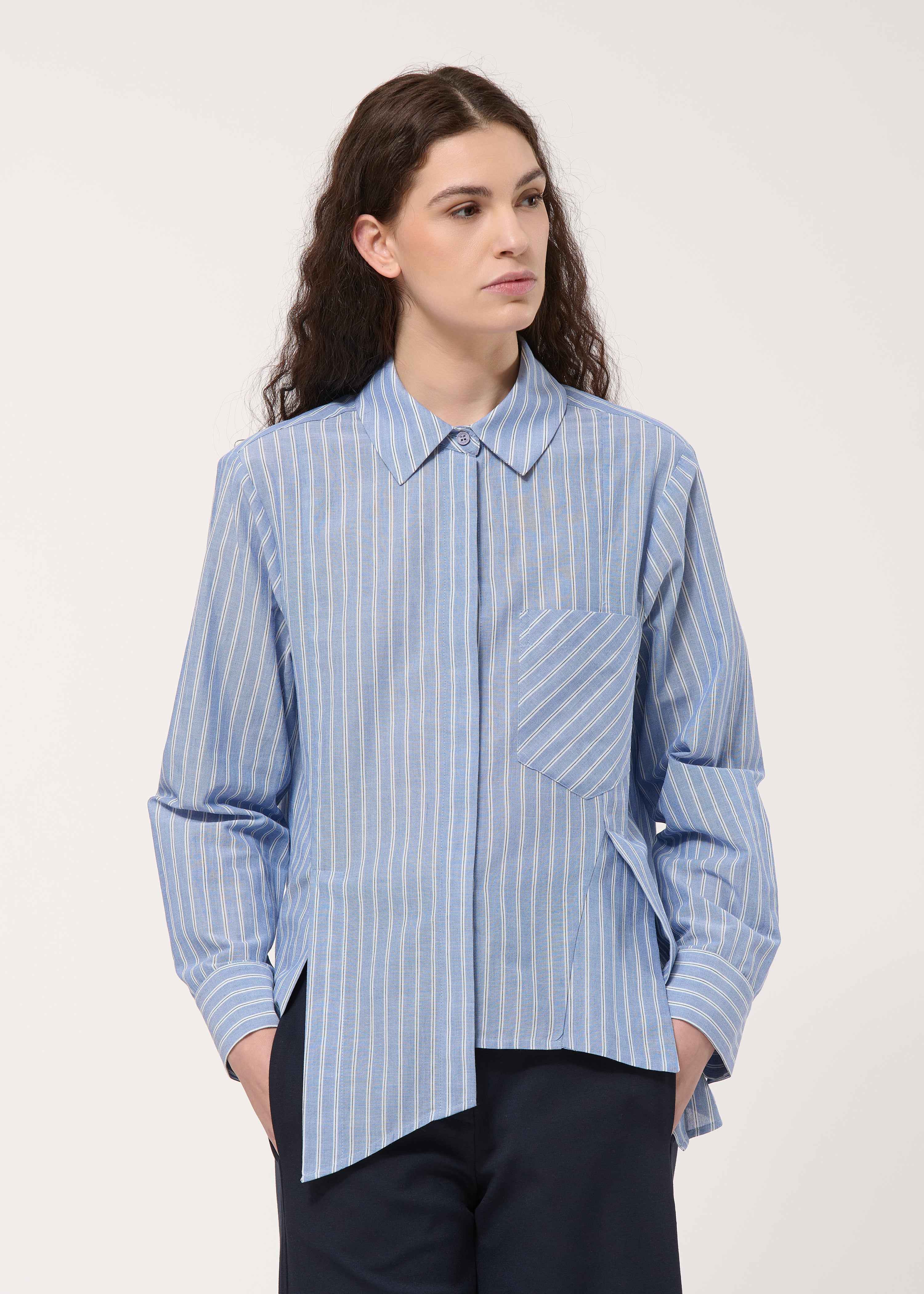 Chemise bleu foncé asymétrique rayée - DENIM#couleur_DENIM