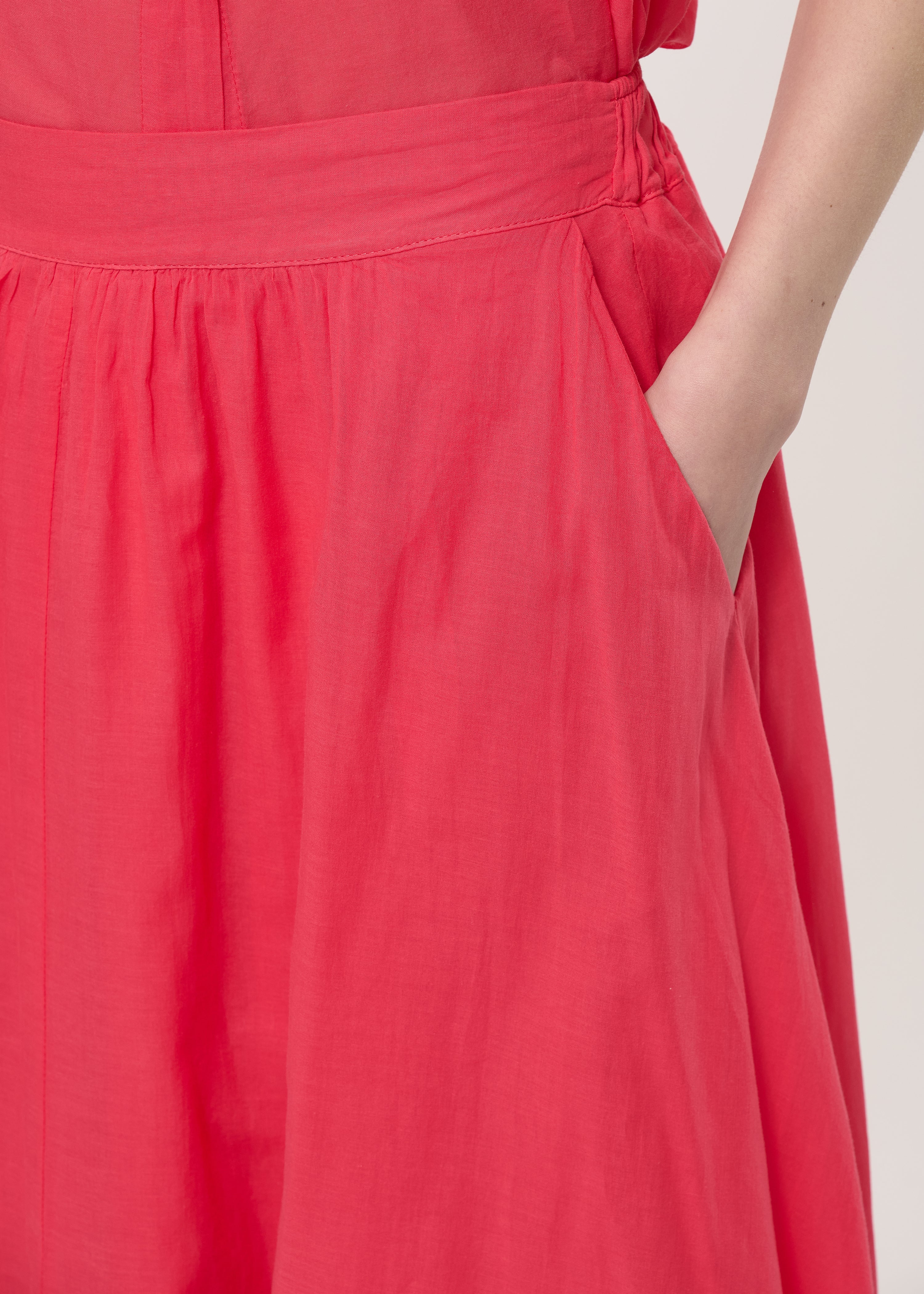 Jupe midi évasée corail - VERMILLON#couleur_VERMILLON