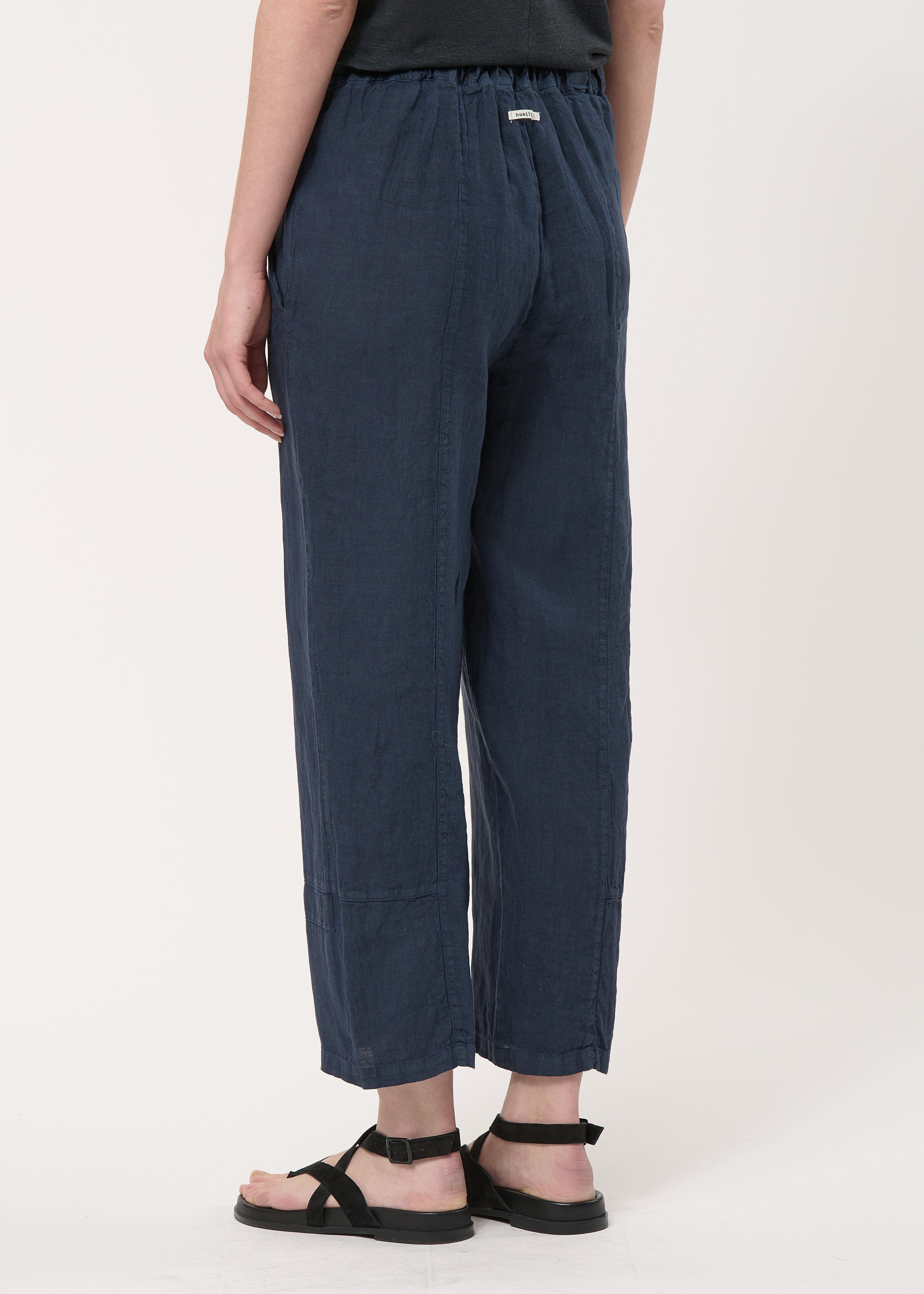 Pantalon bleu foncé 7/8ème en lin - NAVY#couleur_NAVY