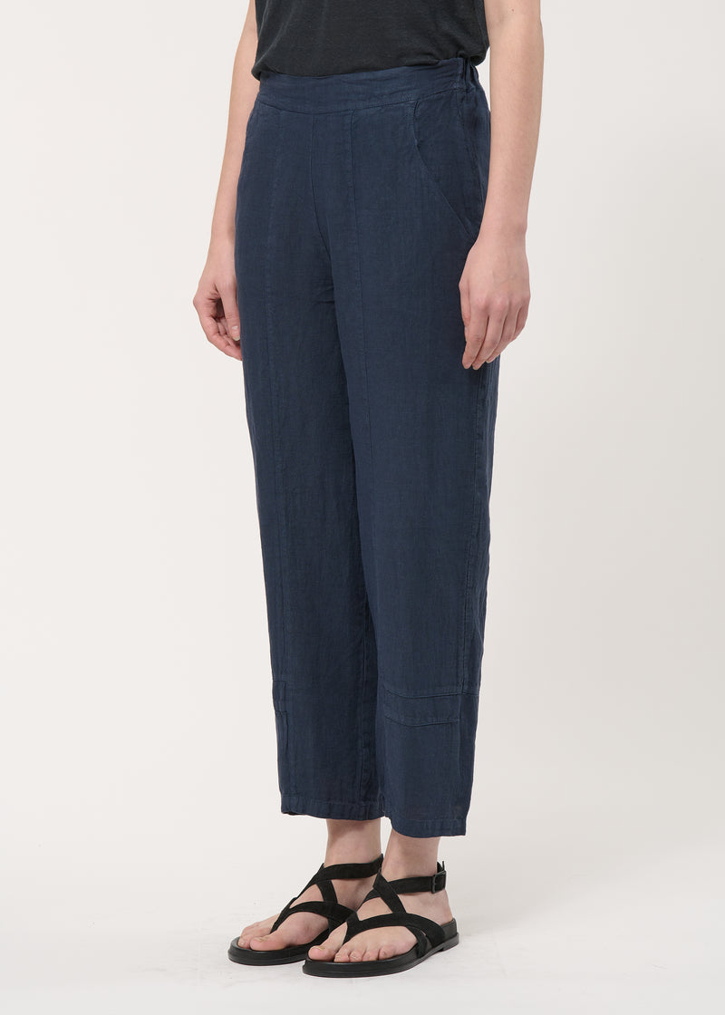 Pantalon bleu foncé 7/8ème en lin - NAVY#couleur_NAVY