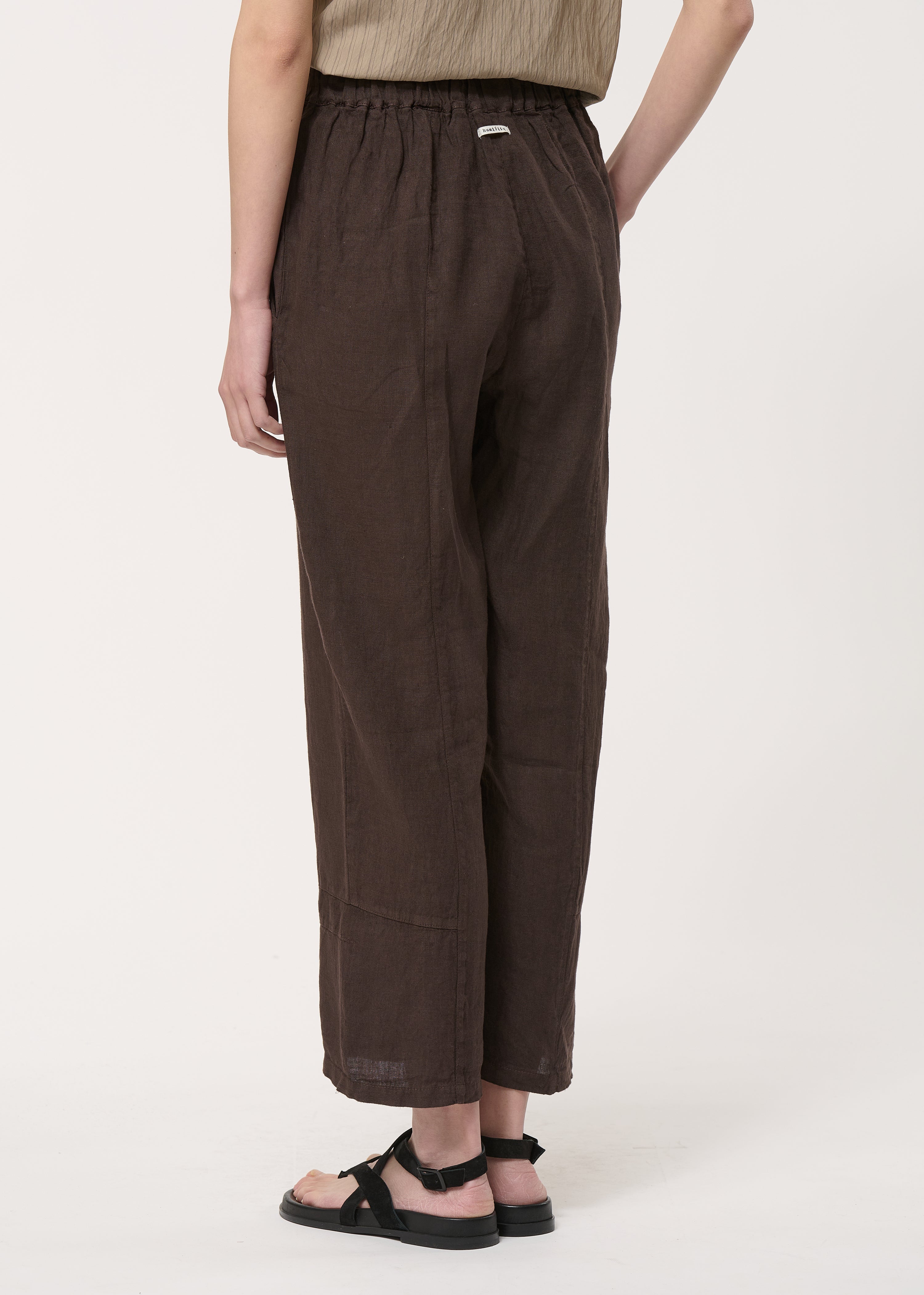 Pantalon marron 7/8ème en lin - CHOCOLAT#couleur_CHOCOLAT