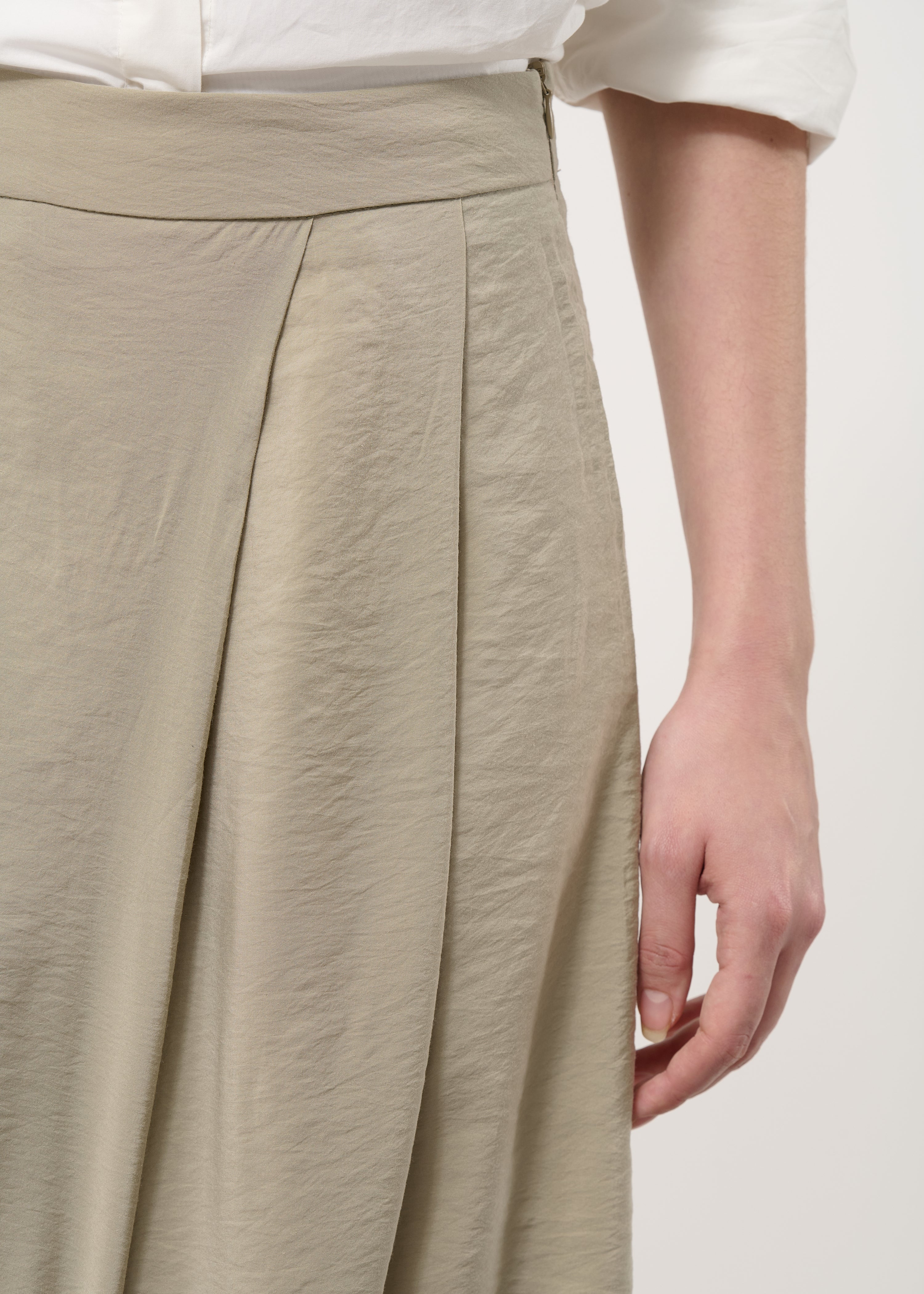 Pantalon long croisé taupe en modal gaufré - ARMY#couleur_ARMY