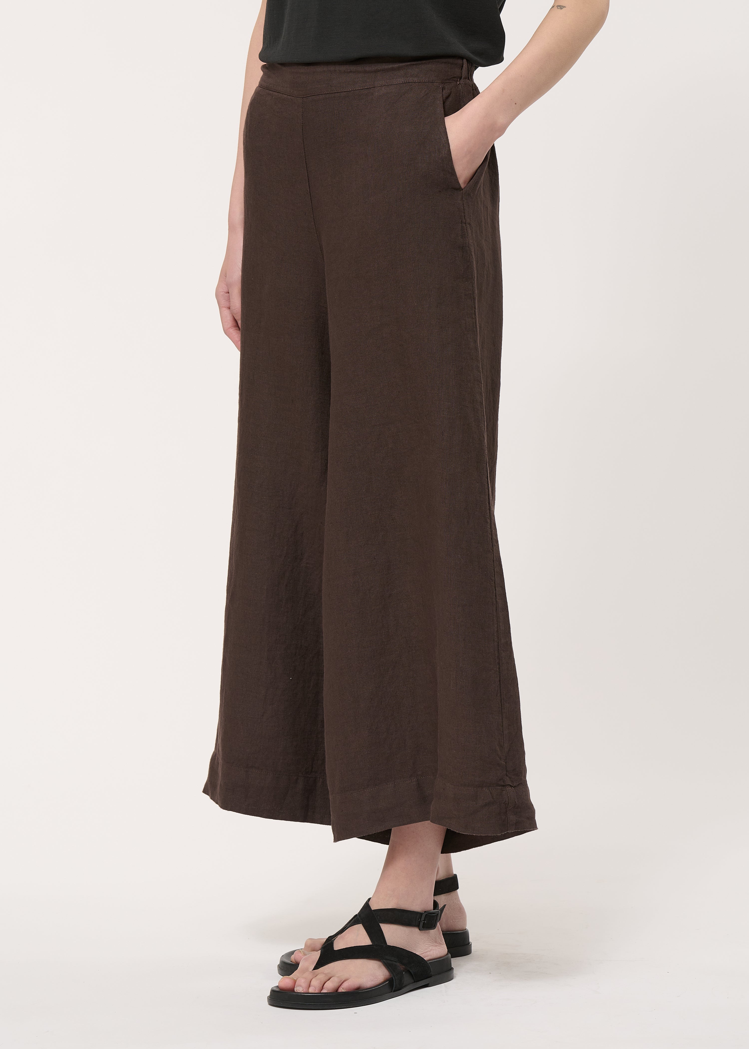 Pantalon cropped marron en lin - CHOCOLAT#couleur_CHOCOLAT