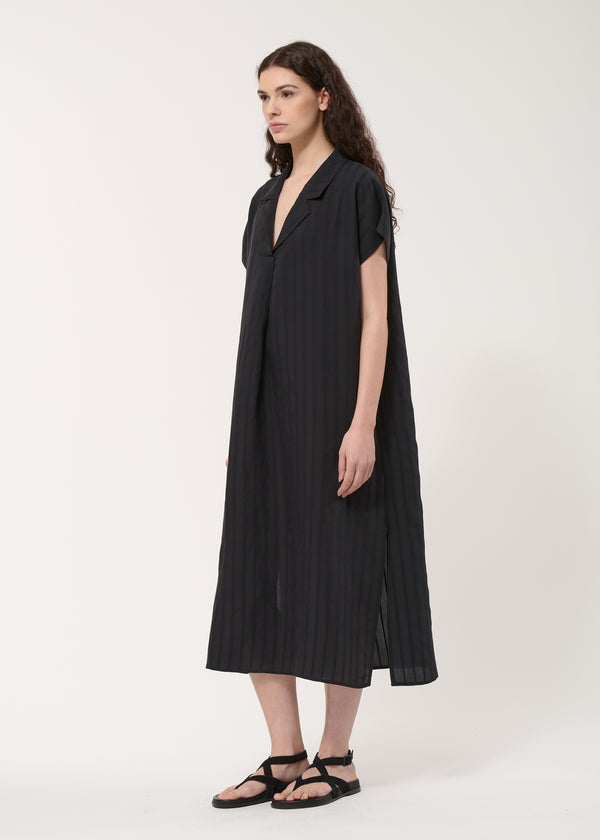 Robe droite noire à rayures texturées - NOIR#couleur_NOIR