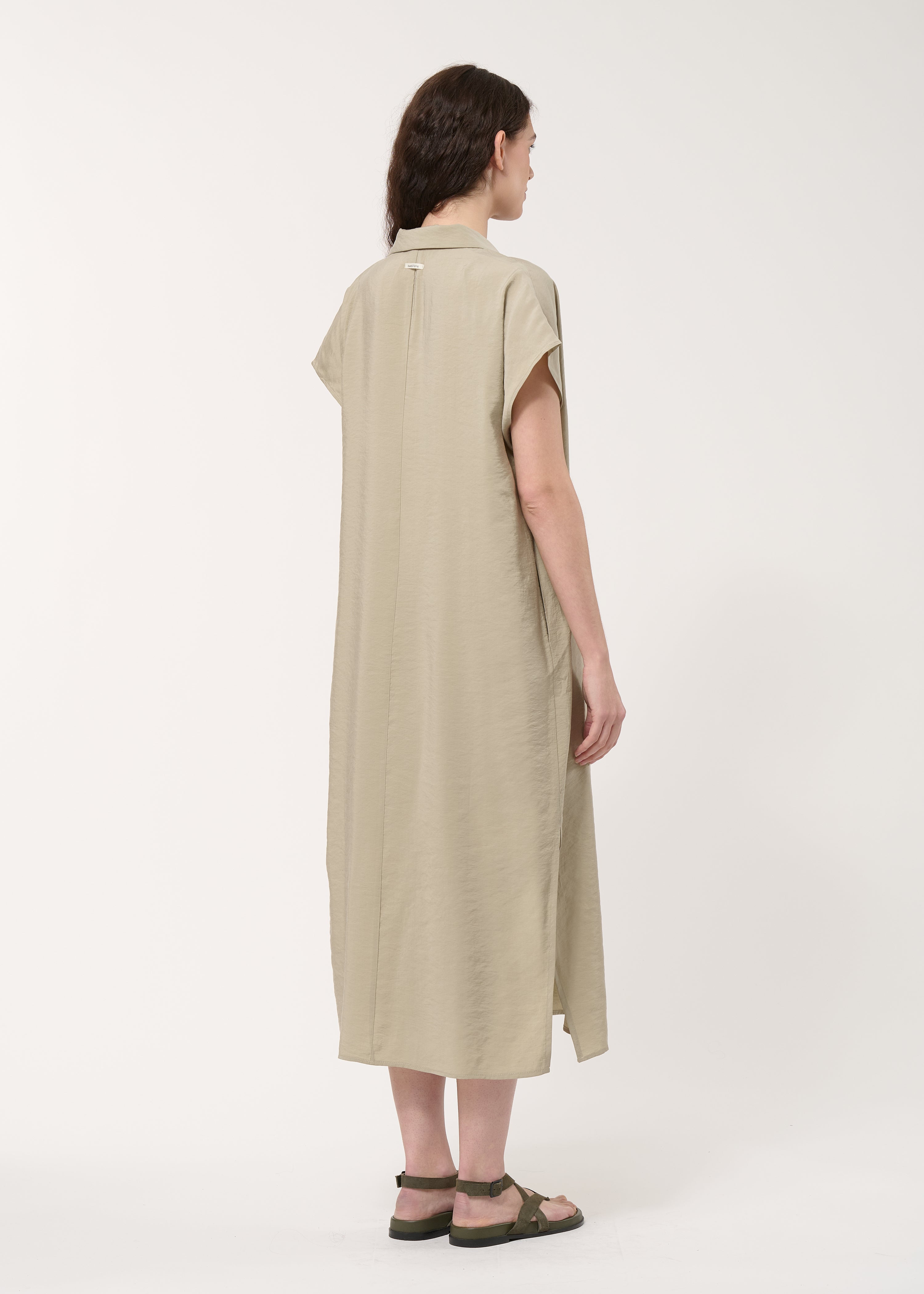 Robe droite taupe en modal gaufré - ARMY#couleur_ARMY