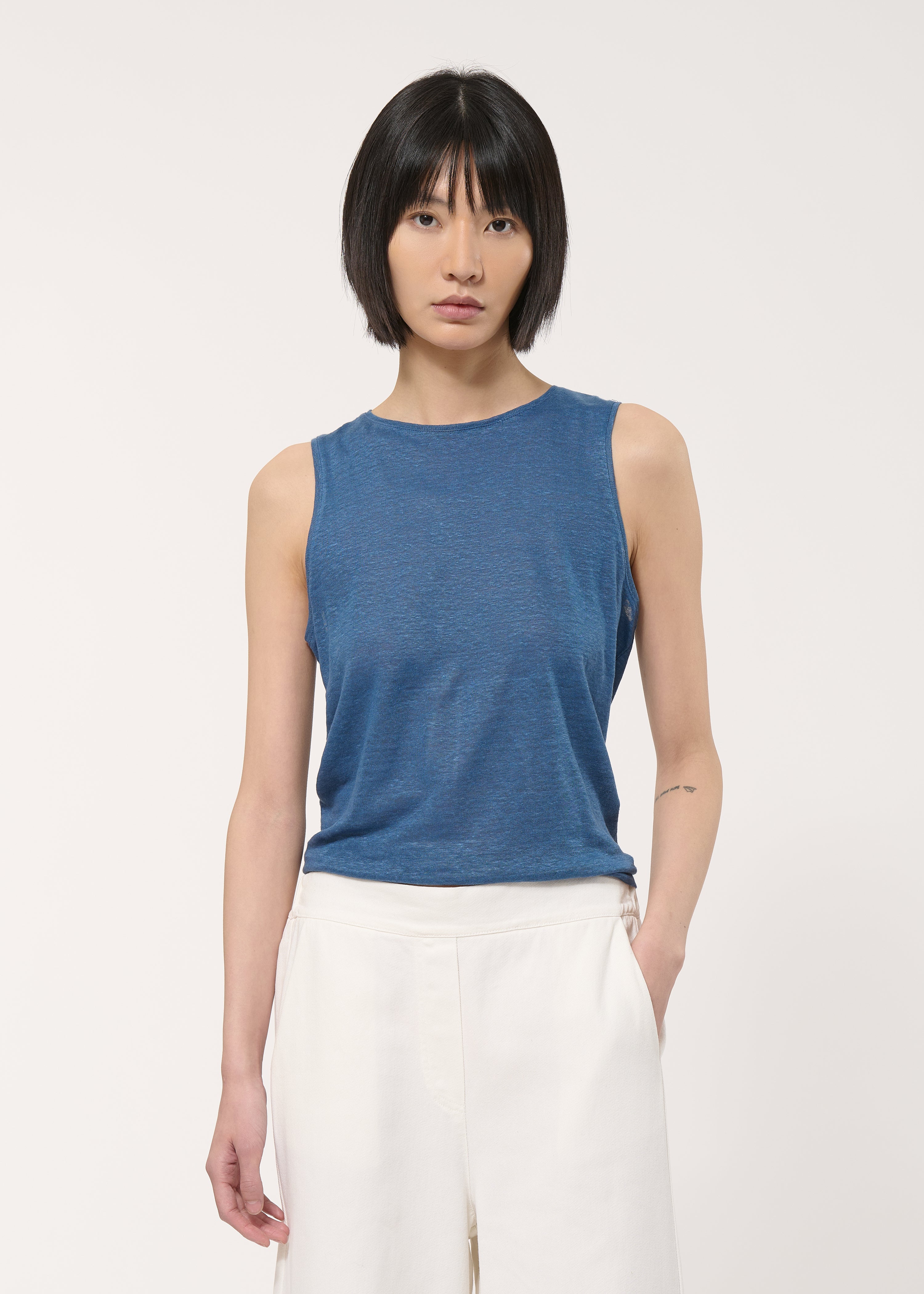 Débardeur loose bleu en lin - DENIM#couleur_DENIM