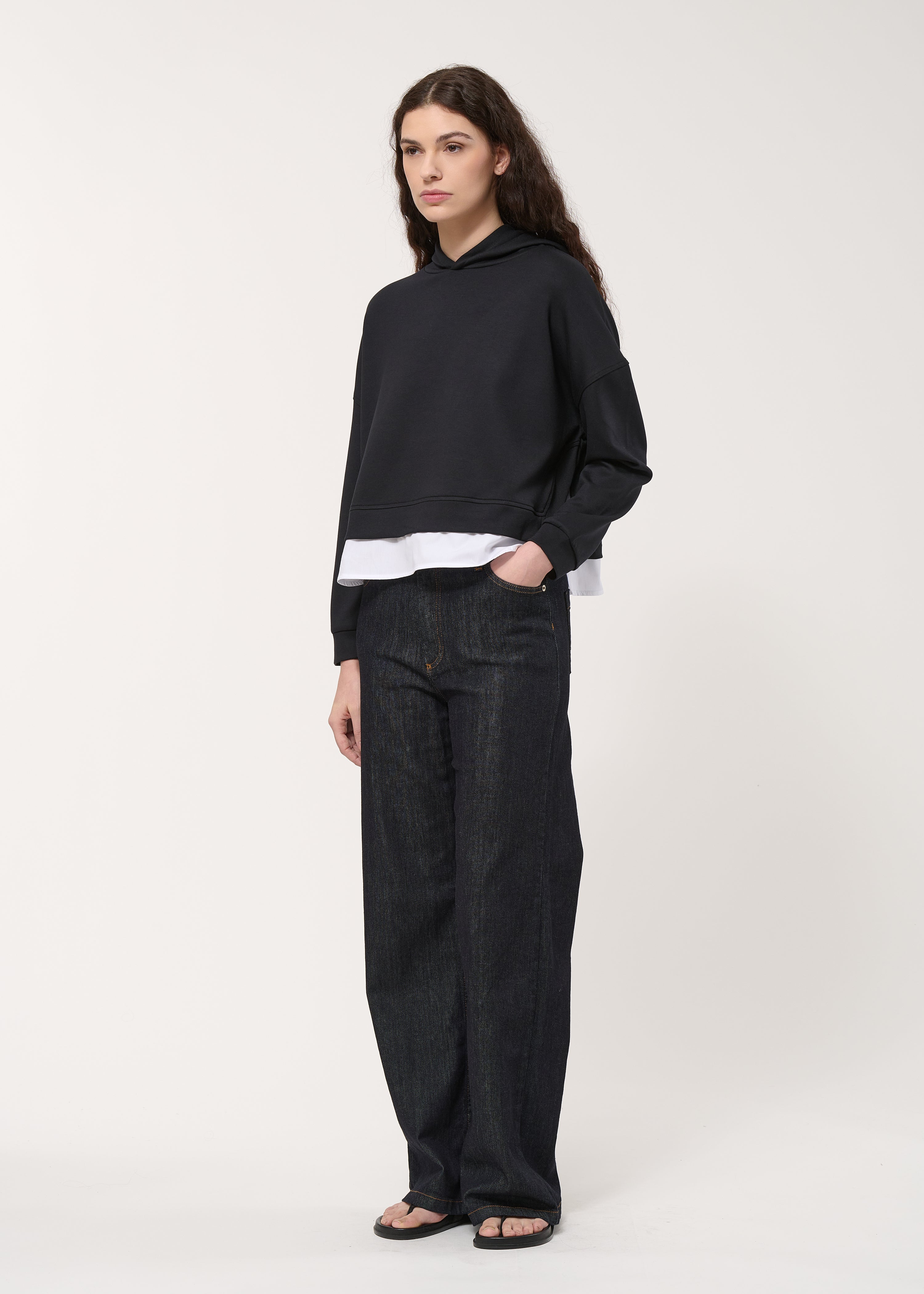 Sweat ample à capuche noir ultra soft en popeline de coton - NOIR#couleur_NOIR