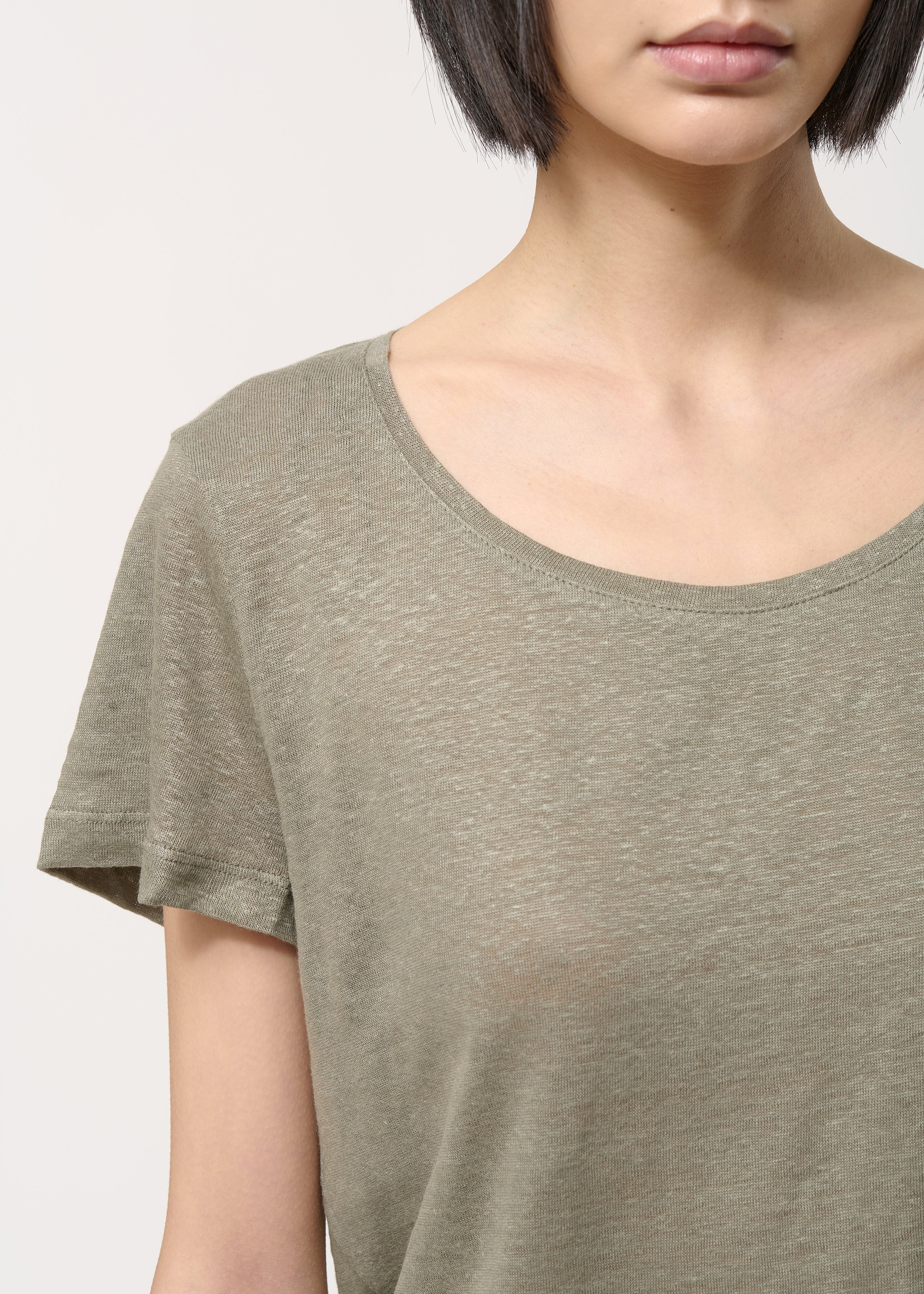 T-shirt loose kaki en lin - ARMY#couleur_ARMY