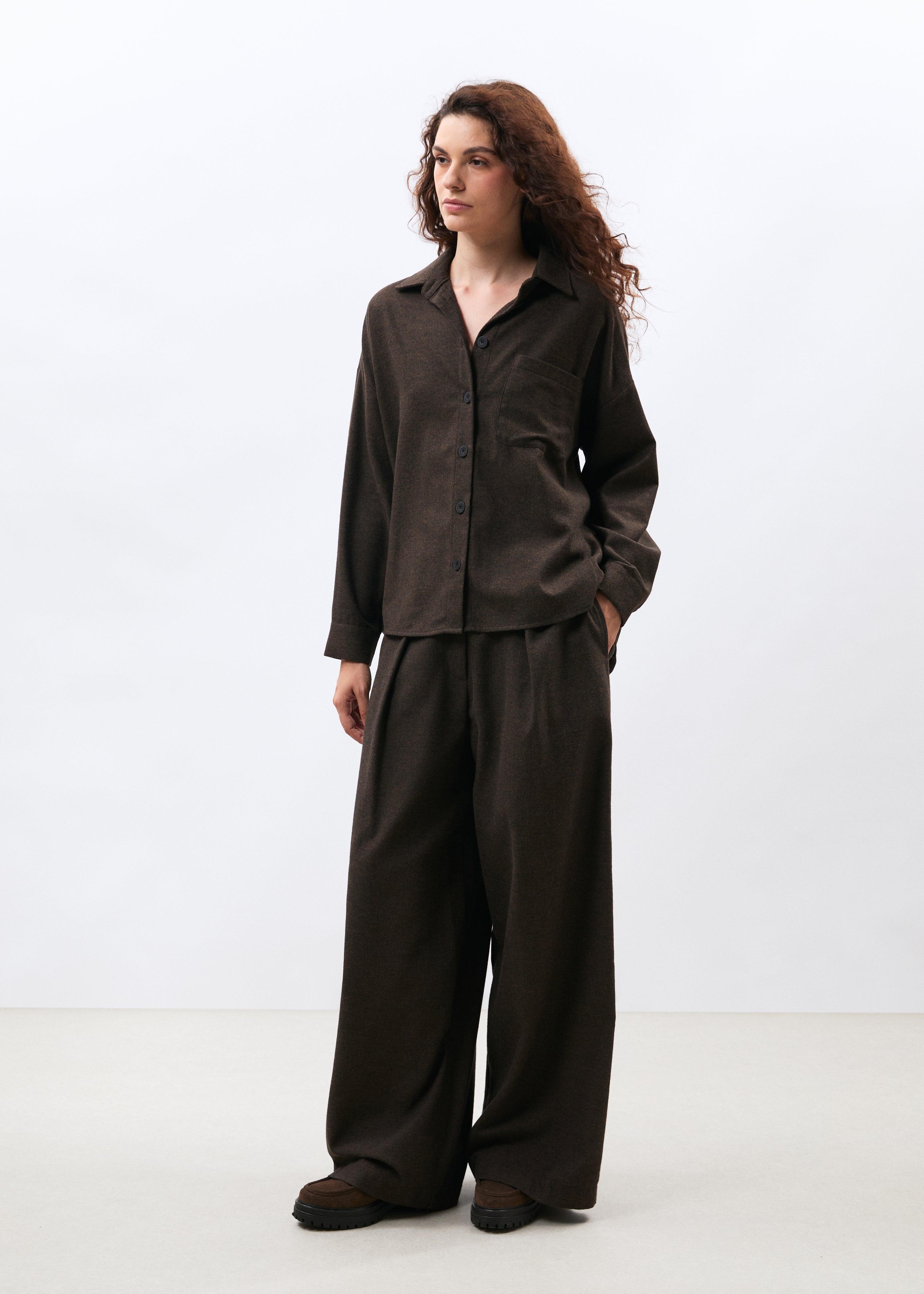 Chemise oversize marron en flanelle à chevrons - CHOCOLAT#couleur_CHOCOLAT