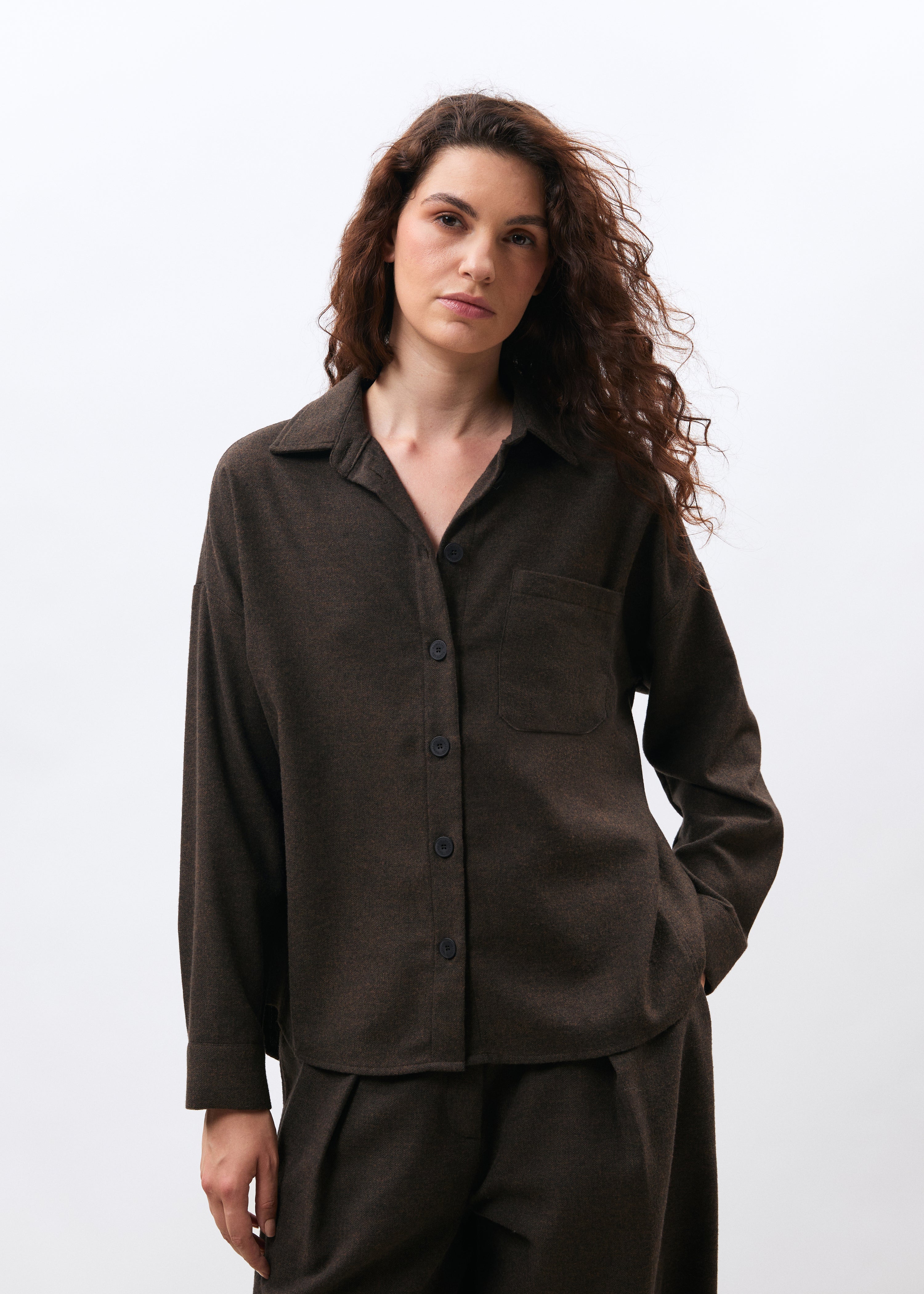 Chemise oversize marron en flanelle à chevrons - CHOCOLAT#couleur_CHOCOLAT
