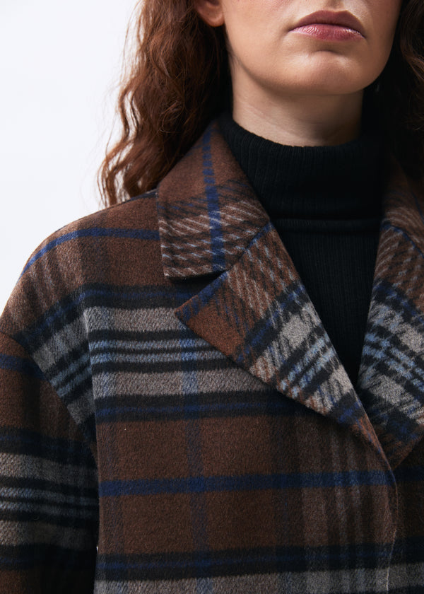 Manteau court marron double face à carreaux - CHOCOLAT#couleur_CHOCOLAT