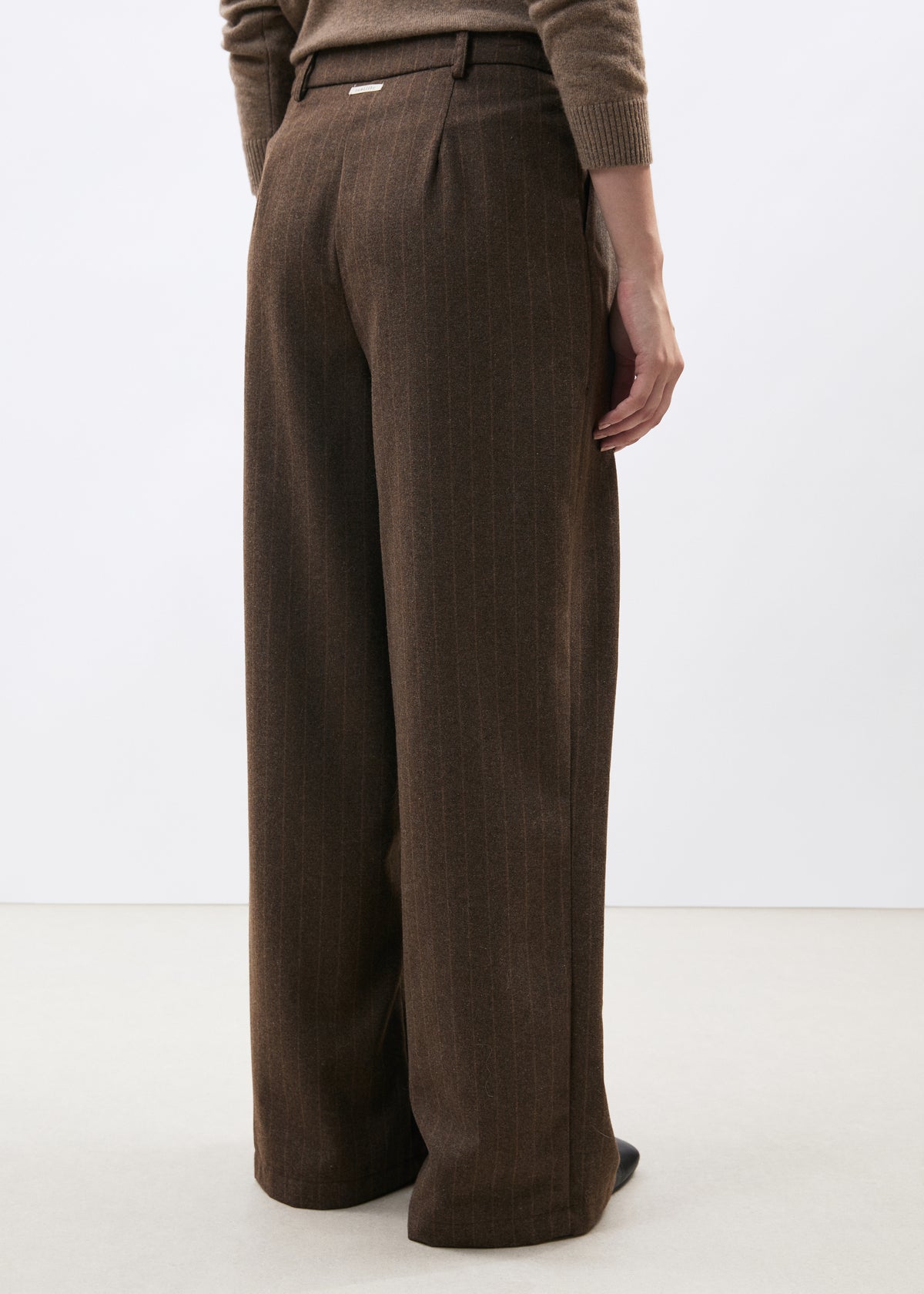 Pantalon large taupe en flanelle à rayures - TAUPE#couleur_TAUPE