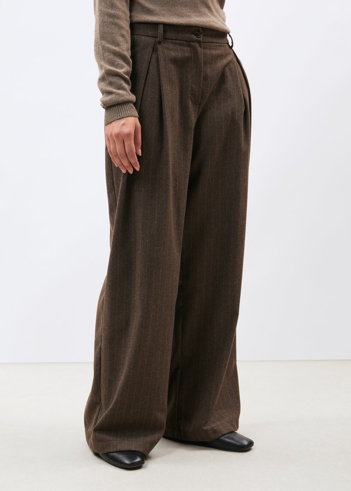 Pantalon large taupe en flanelle à rayures - TAUPE#couleur_TAUPE