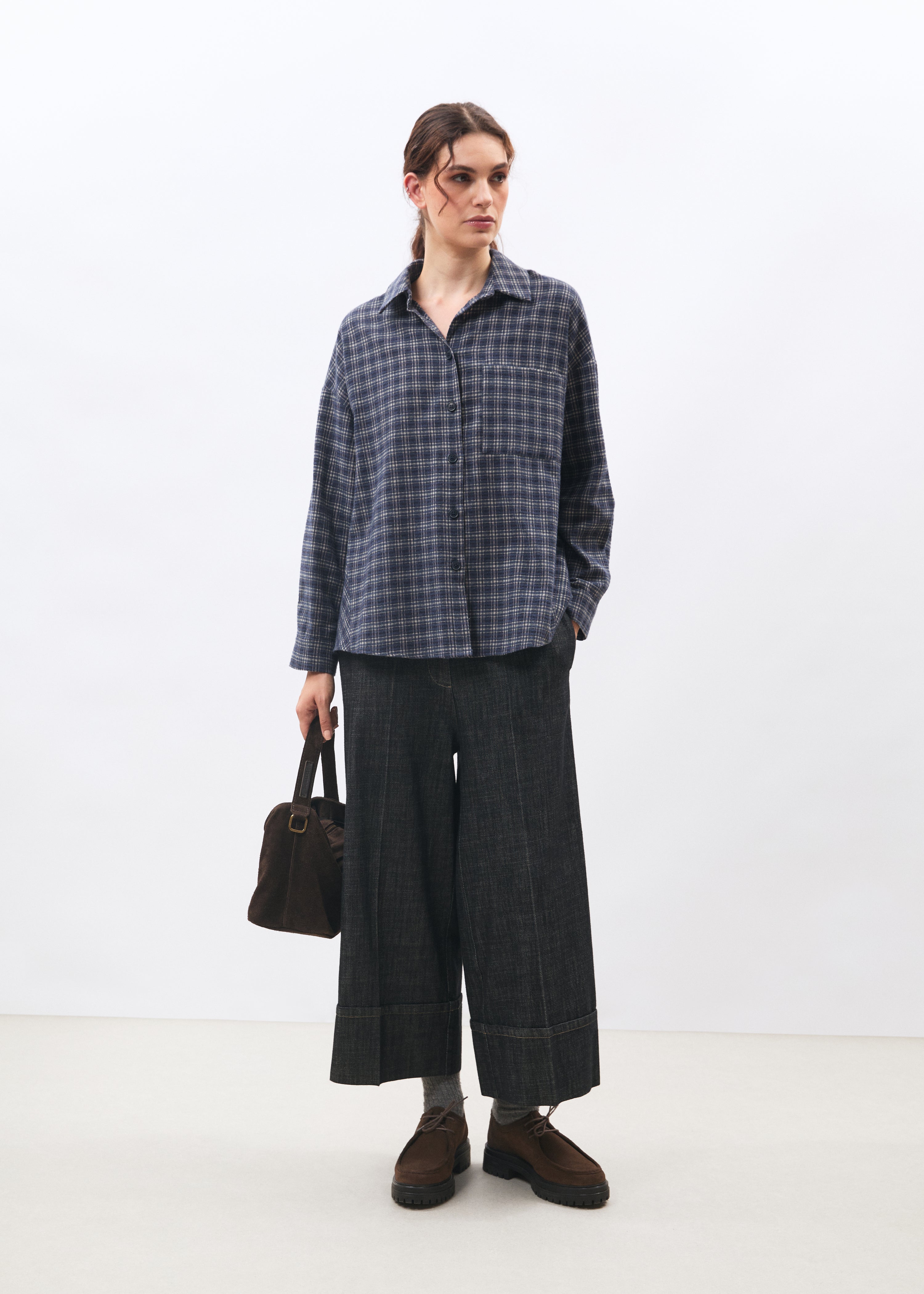Pantalon large 7/8ème à revers en denim noir - NOIR#couleur_NOIR