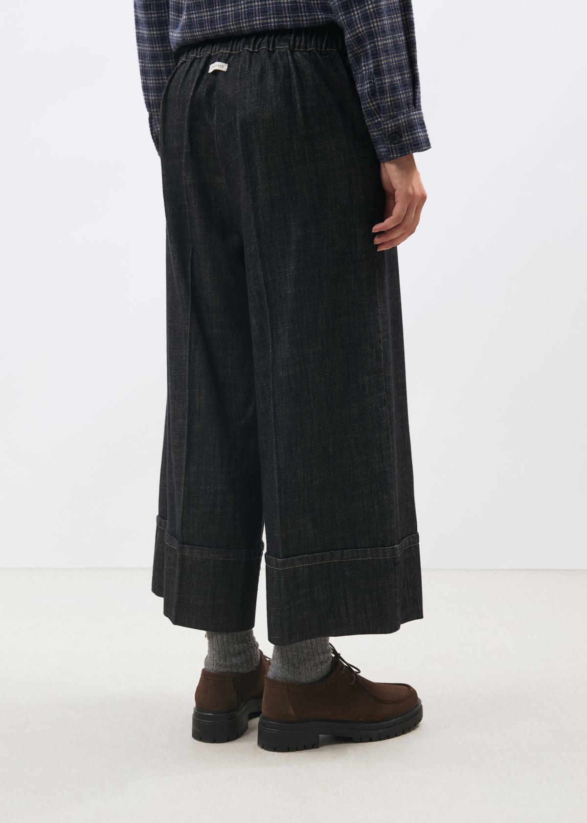 Pantalon large 7/8ème à revers en denim noir - NOIR#couleur_NOIR