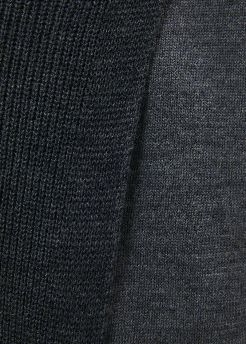 Pull gris en maille côtelée col rond - GRIS CHINE#couleur_GRIS CHINE