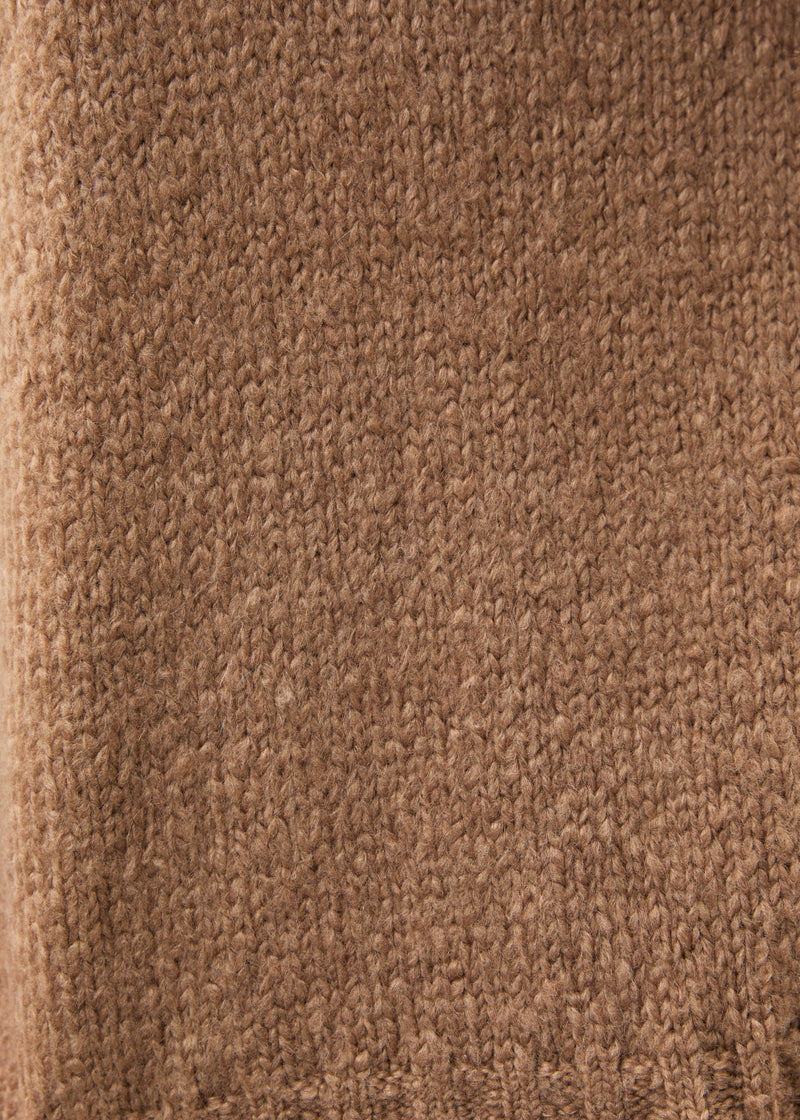 Pull terracotta sans manches en maille bouclette col V - SIENNE#couleur_SIENNE