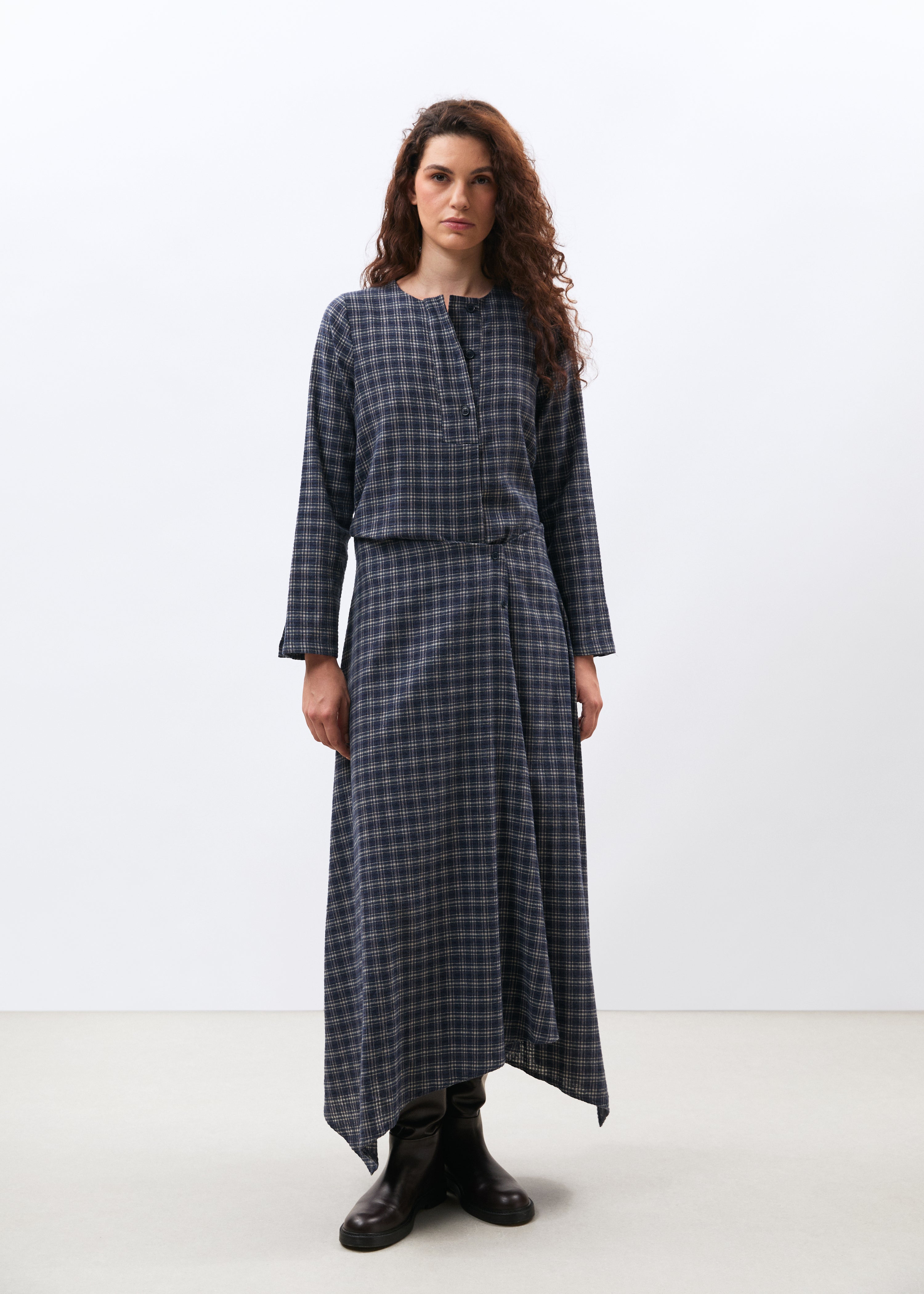 Blouse à carreaux bleu marine manches longues col rond - MARINE#couleur_MARINE